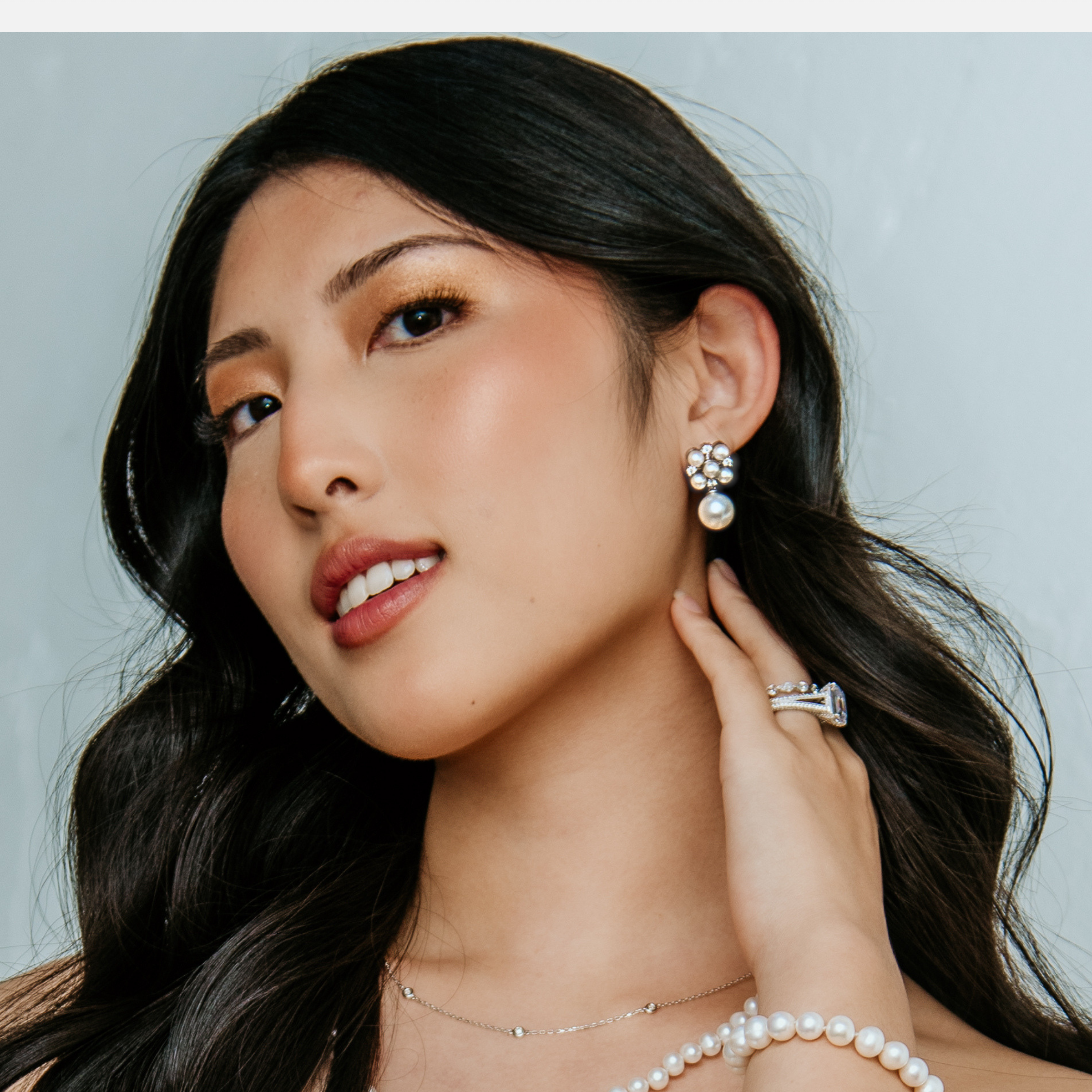 Diamond & Pearl Cluster Dangle Earring
